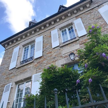 Bed and Breakfast Le 14 St Michel Josselin Exteriér fotografie