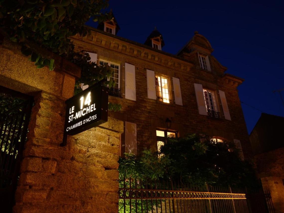 Bed and Breakfast Le 14 St Michel Josselin Exteriér fotografie