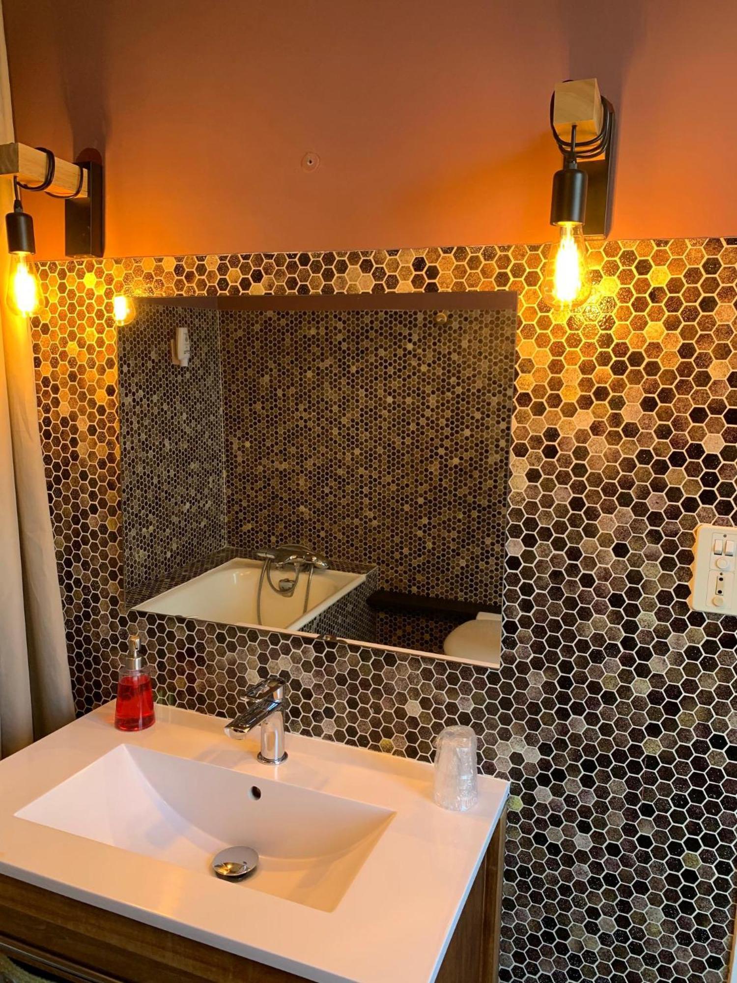 Bed and Breakfast Le 14 St Michel Josselin Pokoj fotografie