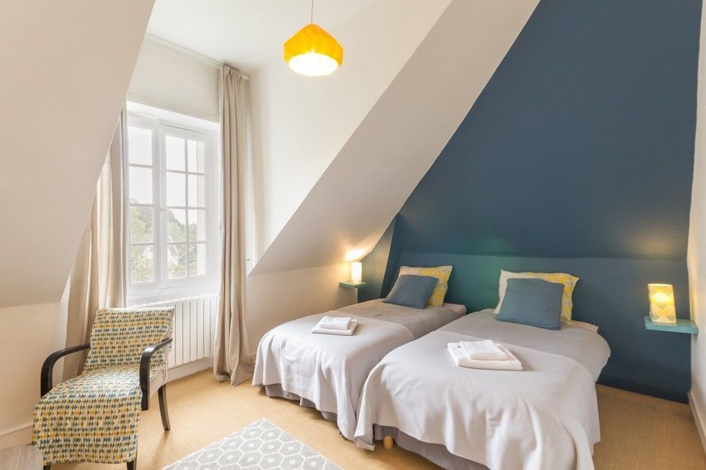 Bed and Breakfast Le 14 St Michel Josselin Exteriér fotografie