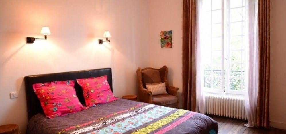 Bed and Breakfast Le 14 St Michel Josselin Exteriér fotografie